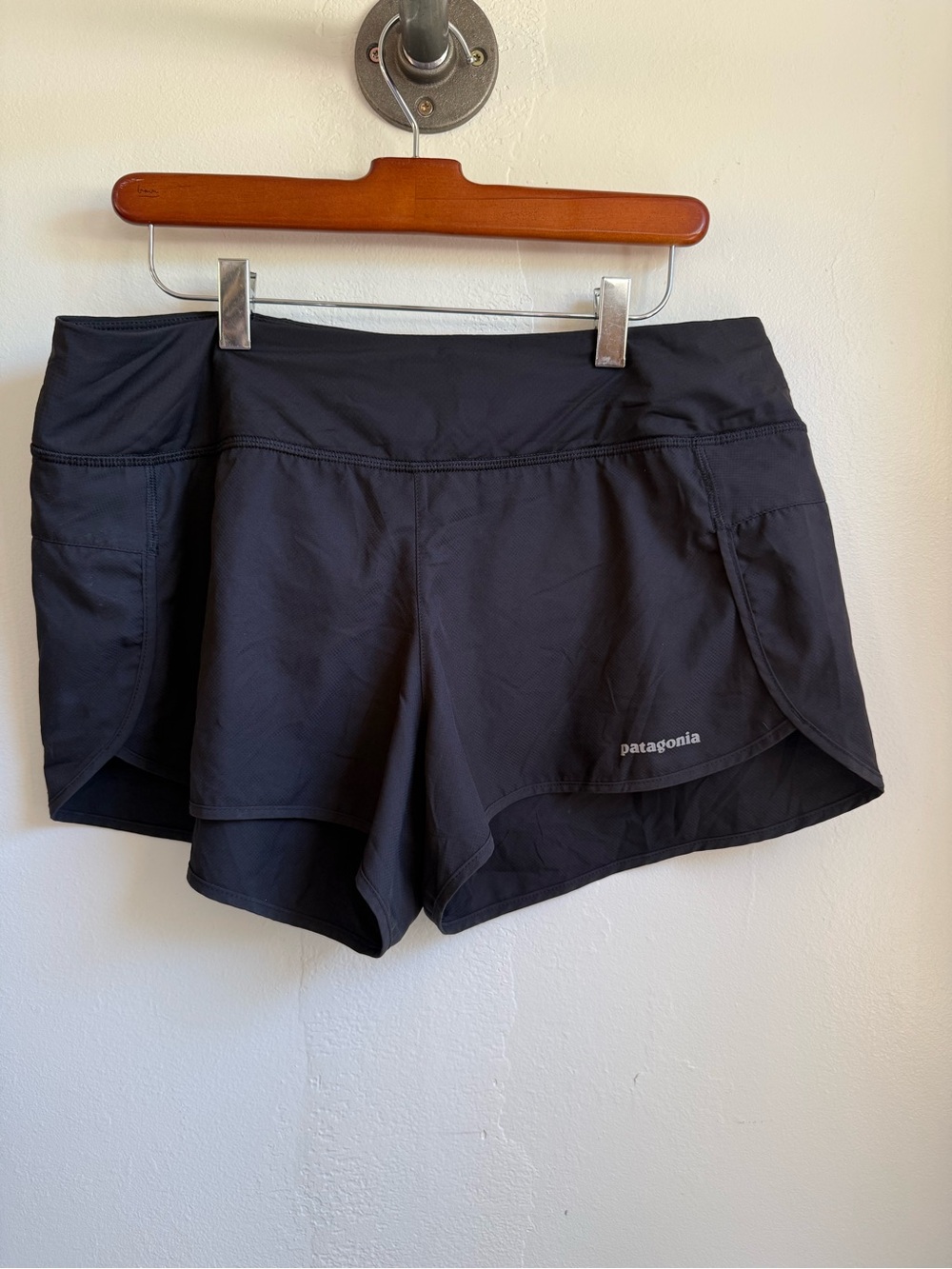 Patagonia Strider 3.5” Short Black Large
